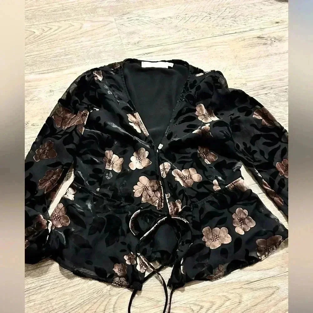 🔥ASTR The Label women dressy blouse 👚